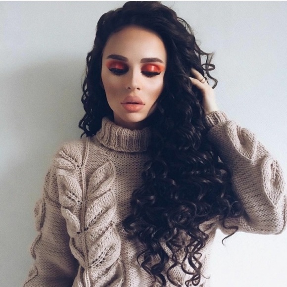 - 22” AME HUMAN BLEND Brown Curly LaceFront wig NEW